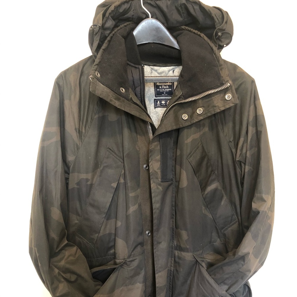 Abercrombie and Fitch Men’s 4-way Jacket